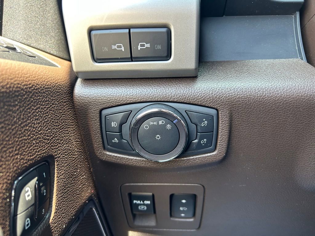 Used 2019 Ford F150 King Ranch w/ Equipment Group 601A Luxury image 59