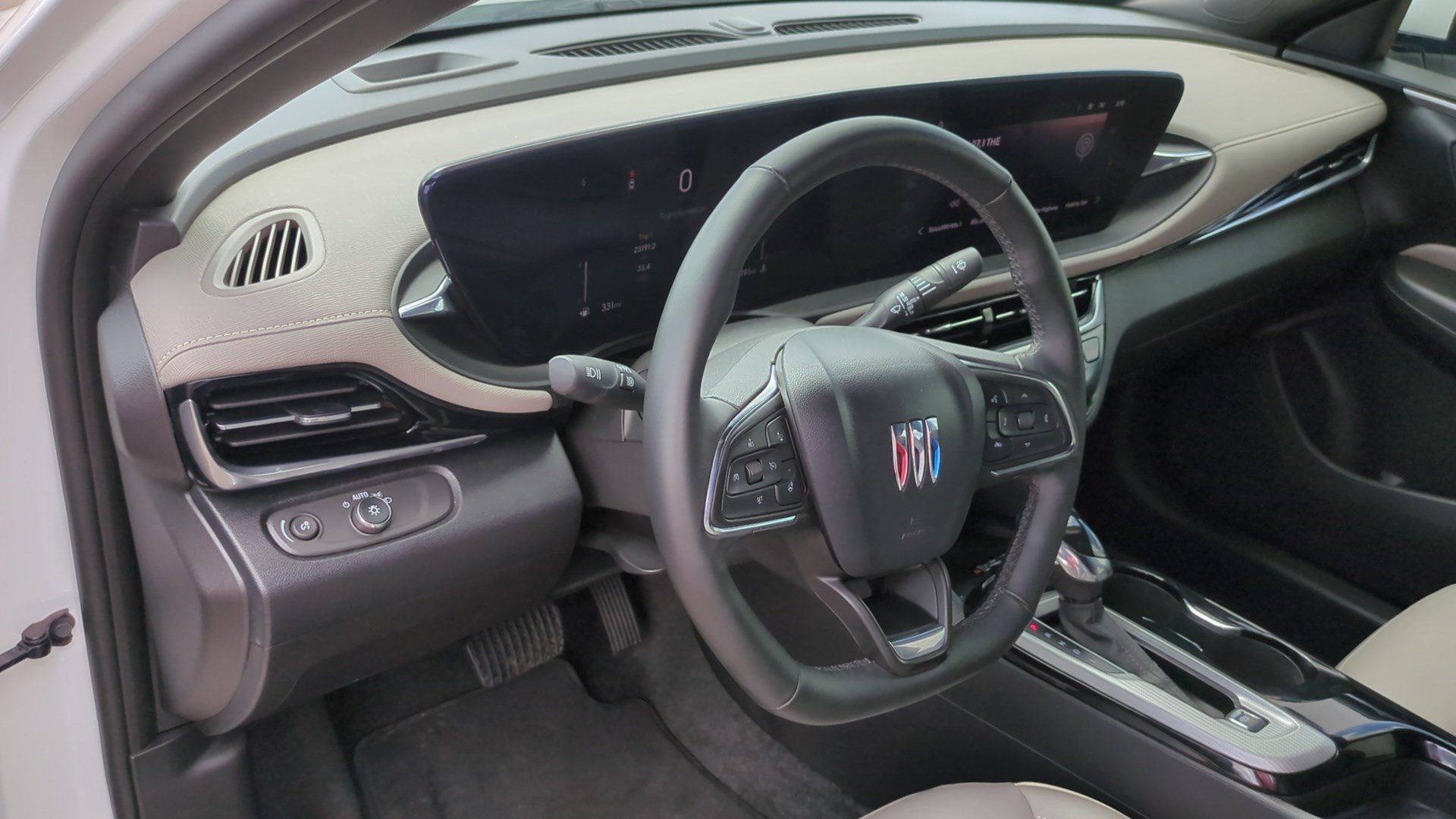 Used 2025 Buick Envista Avenir FWD image 13