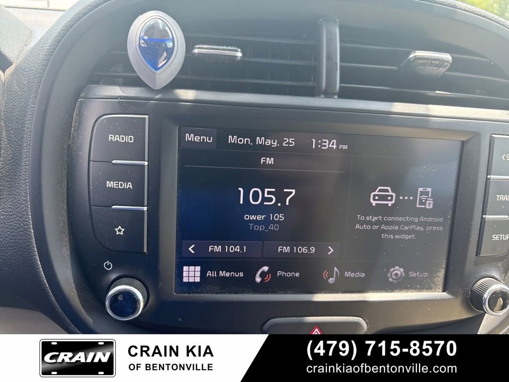 Certified 2022 Kia Soul LX w/ Technology Package FWD image 18