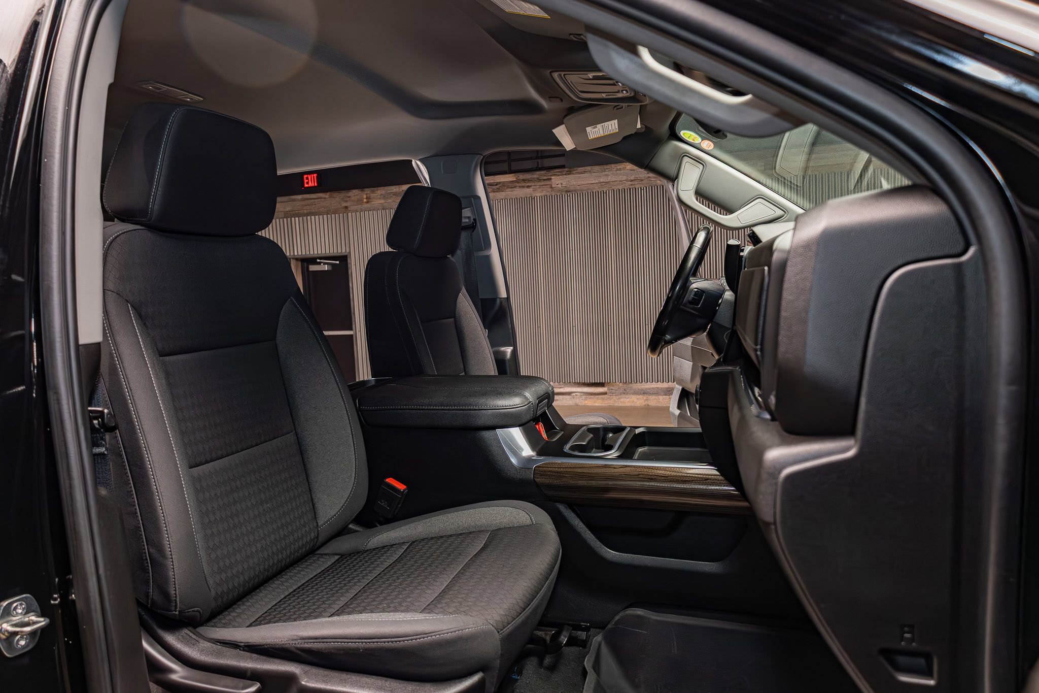 Used 2024 Chevrolet Silverado 2500 LT w/ Convenience Package AWD/4WD image 28