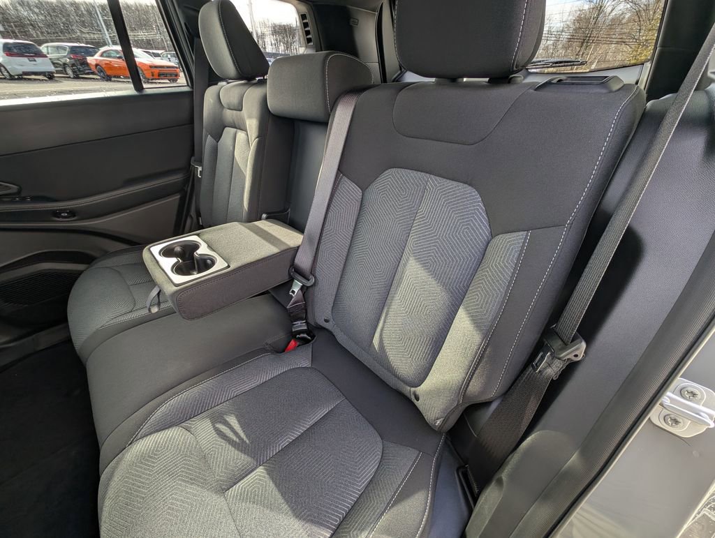 New 2026 Jeep Cherokee Laredo image 15