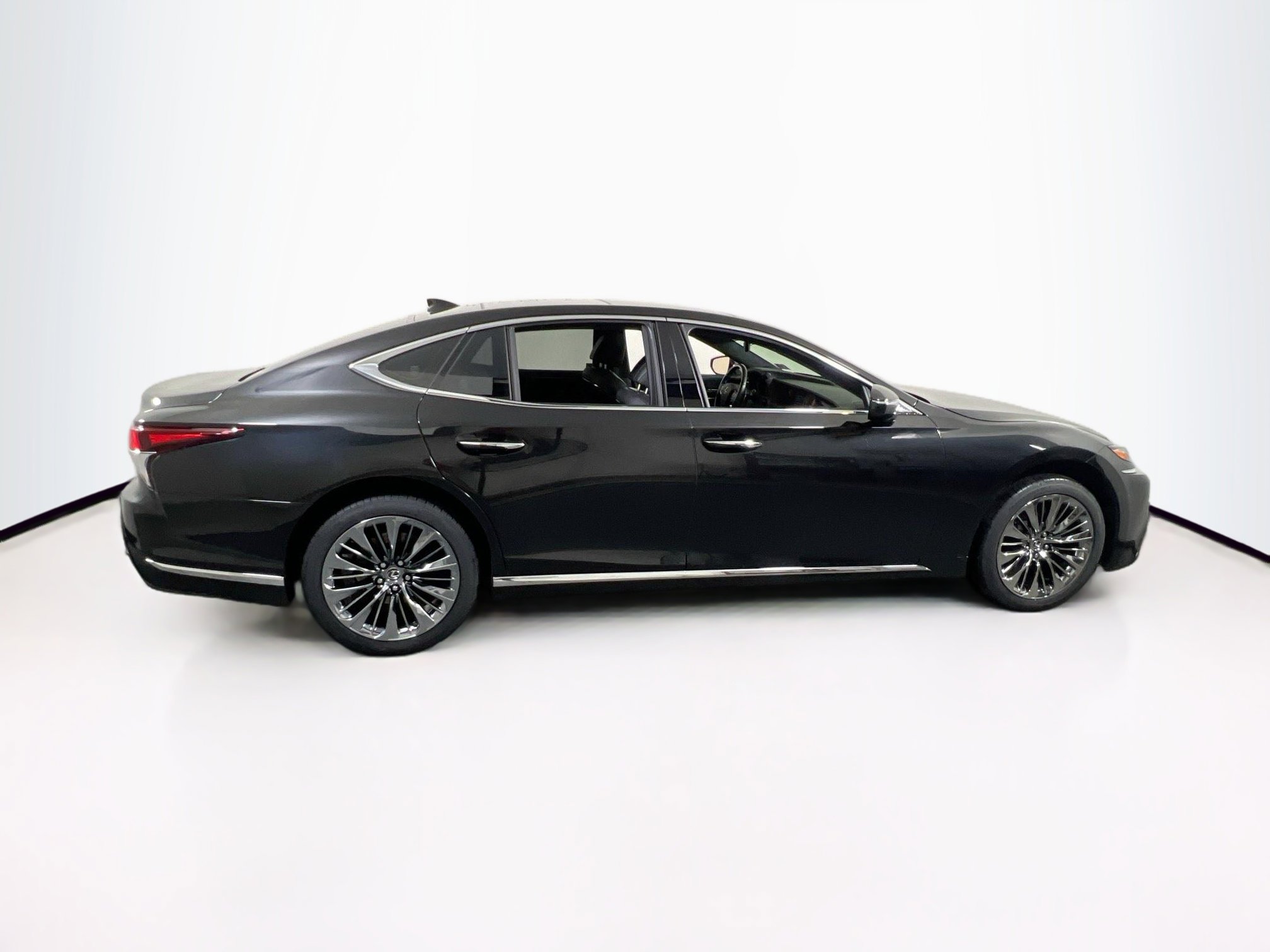 Used 2018 Lexus LS 500 AWD image 4