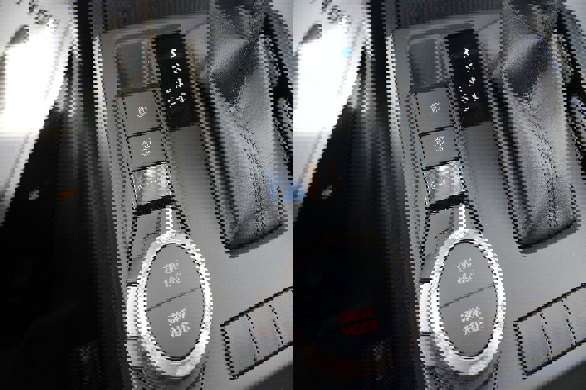 Used 2025 Toyota Tacoma TRD Sport image 38