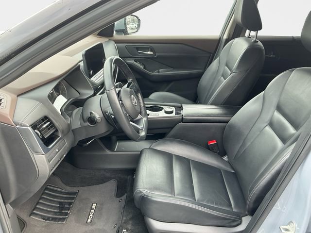 Used 2023 Nissan Rogue SL w/ SL Premium Package image 12