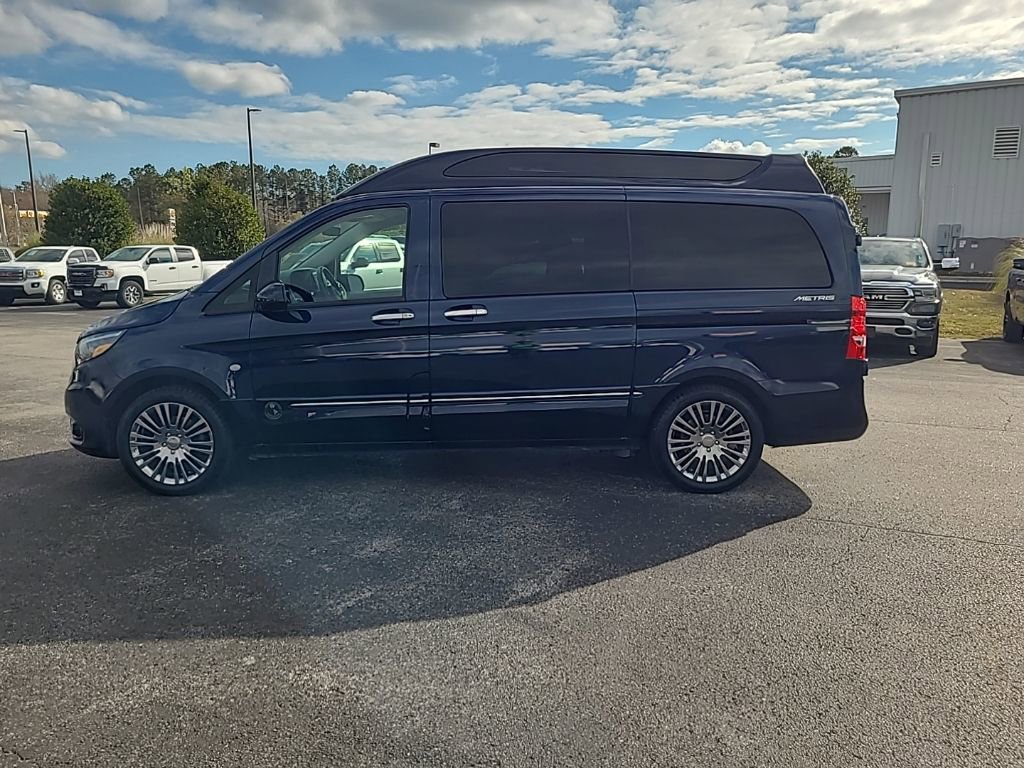 Used 2016 Mercedes-Benz Metris Passenger image 4