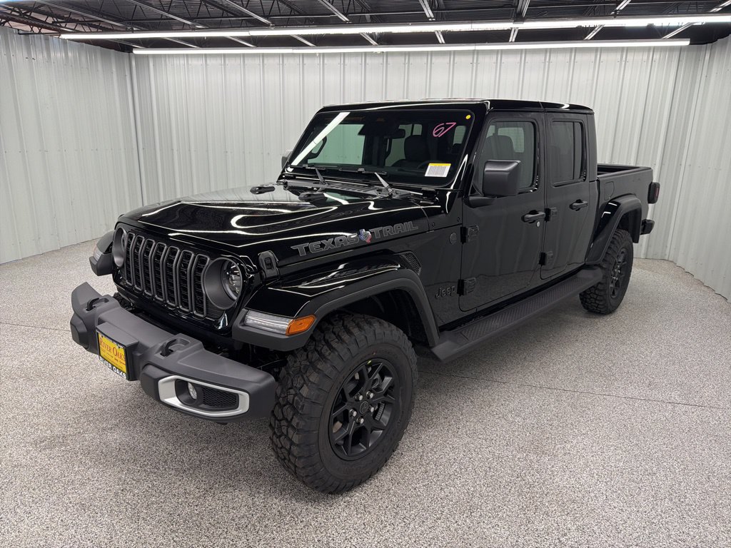 New 2026 Jeep Gladiator Sport AWD/4WD image 3