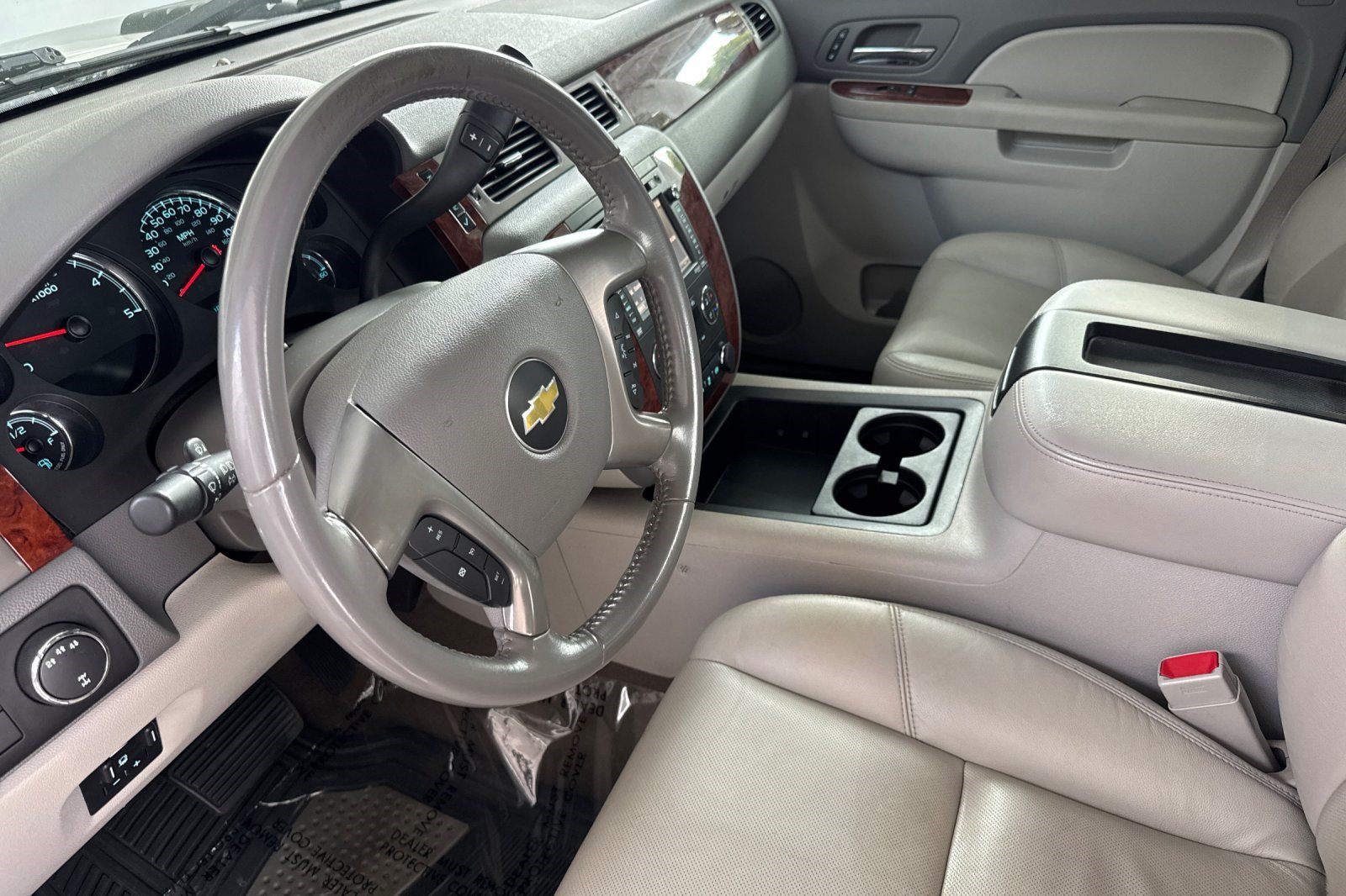Used 2012 Chevrolet Silverado 2500 LTZ w/ LTZ Plus Package AWD/4WD image 11