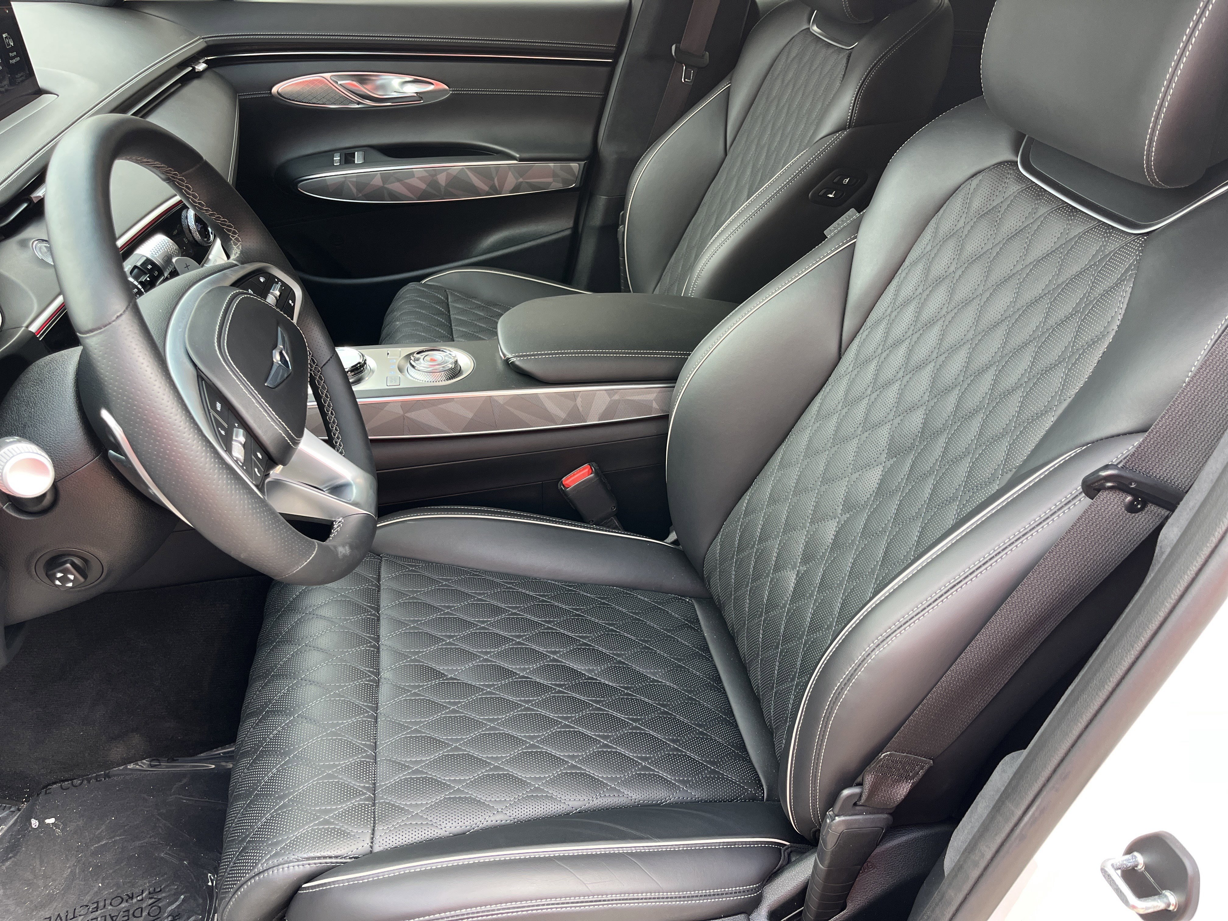 Used 2025 Genesis GV70 3.5T Sport w/ Sport Advanced Package image 20