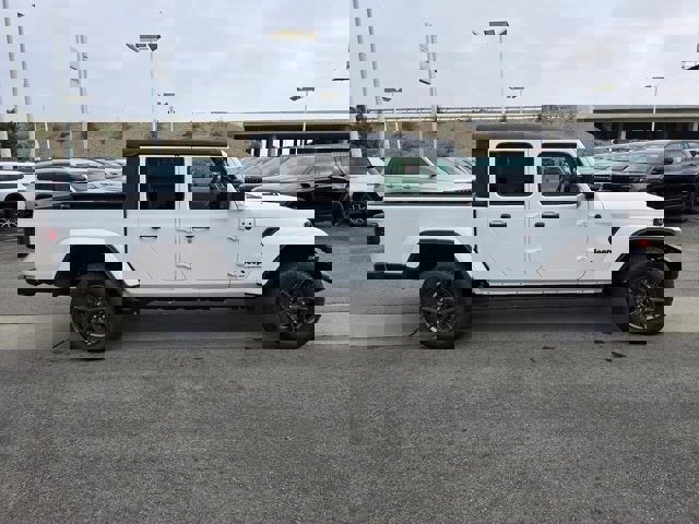 New 2026 Jeep Gladiator Sport image 8