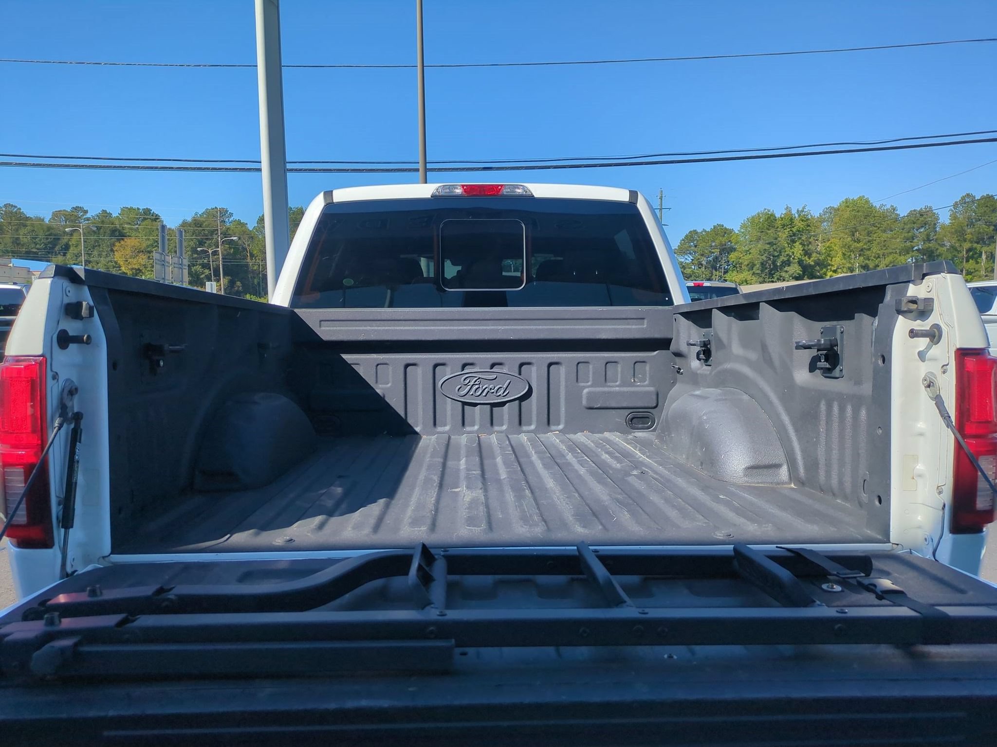 Used 2020 Ford F150 XLT w/ Equipment Group 302A Luxury AWD/4WD image 7