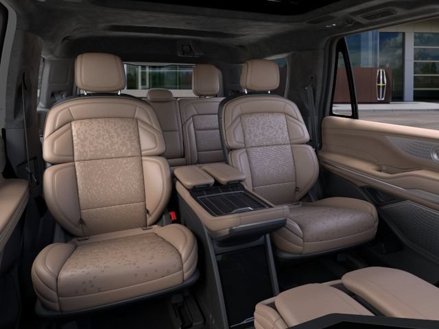 New 2026 Lincoln Navigator Black Label AWD/4WD image 11