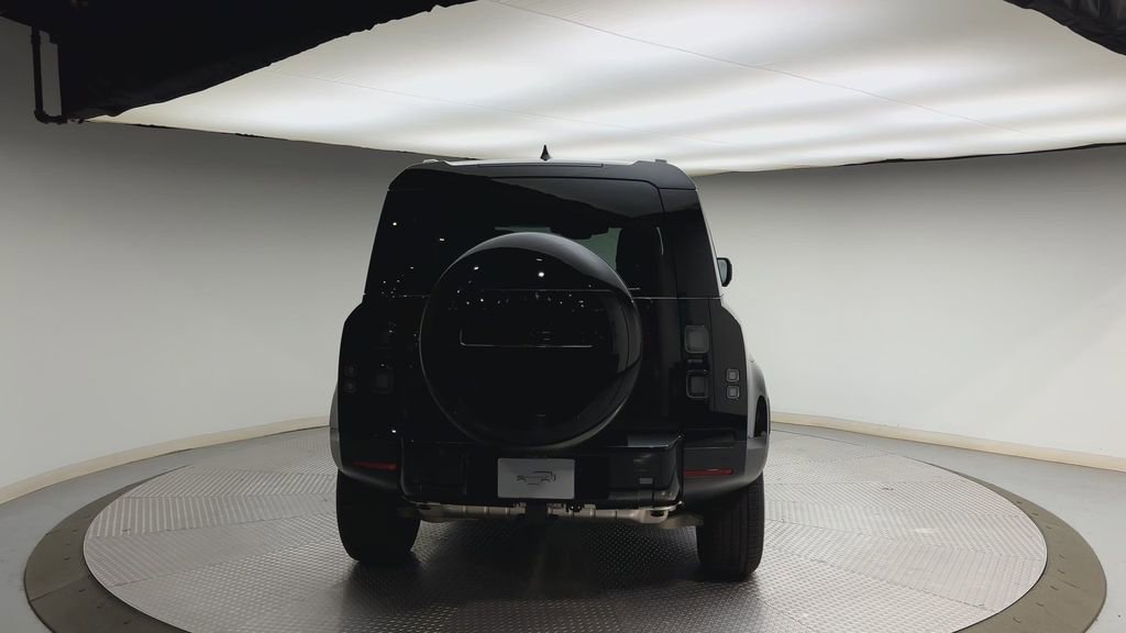 New 2026 Land Rover Defender 110 S AWD/4WD image 3