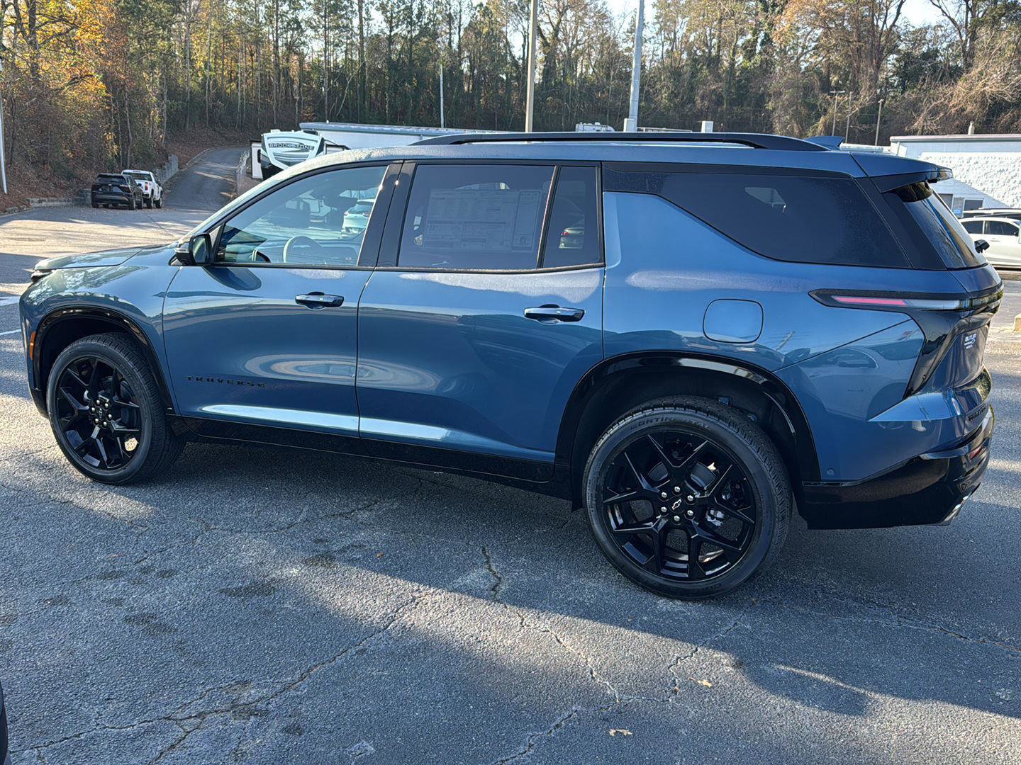 New 2026 Chevrolet Traverse RS w/ LPO, Floor Liner Package image 3