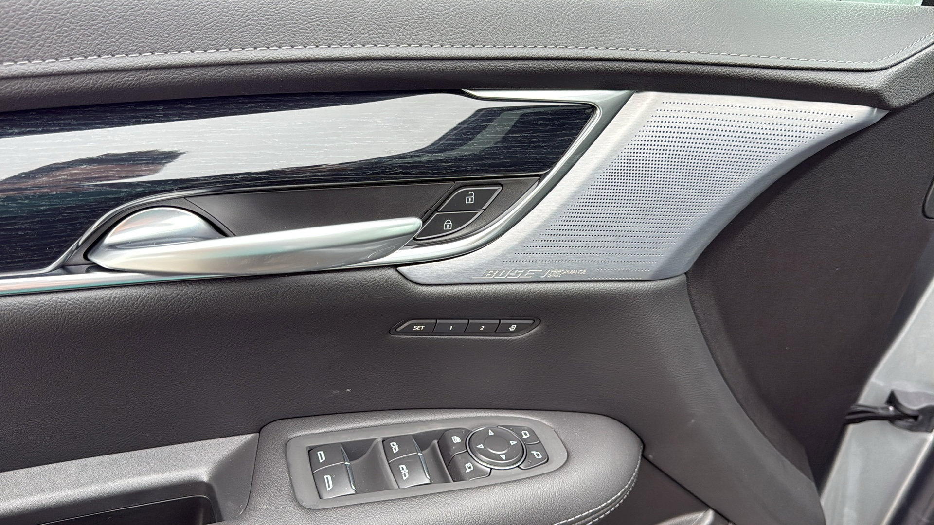 New 2026 Cadillac XT5 Premium Luxury w/ Driver Assist Package image 11