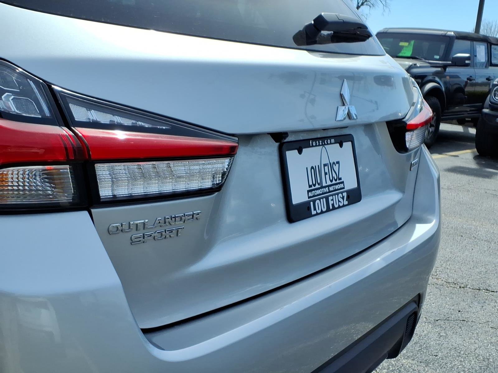 Used 2025 Mitsubishi Outlander Sport LE AWD/4WD image 35