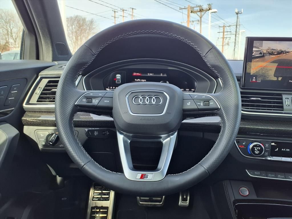 Used 2024 Audi SQ5 Prestige w/ Prestige Package image 12