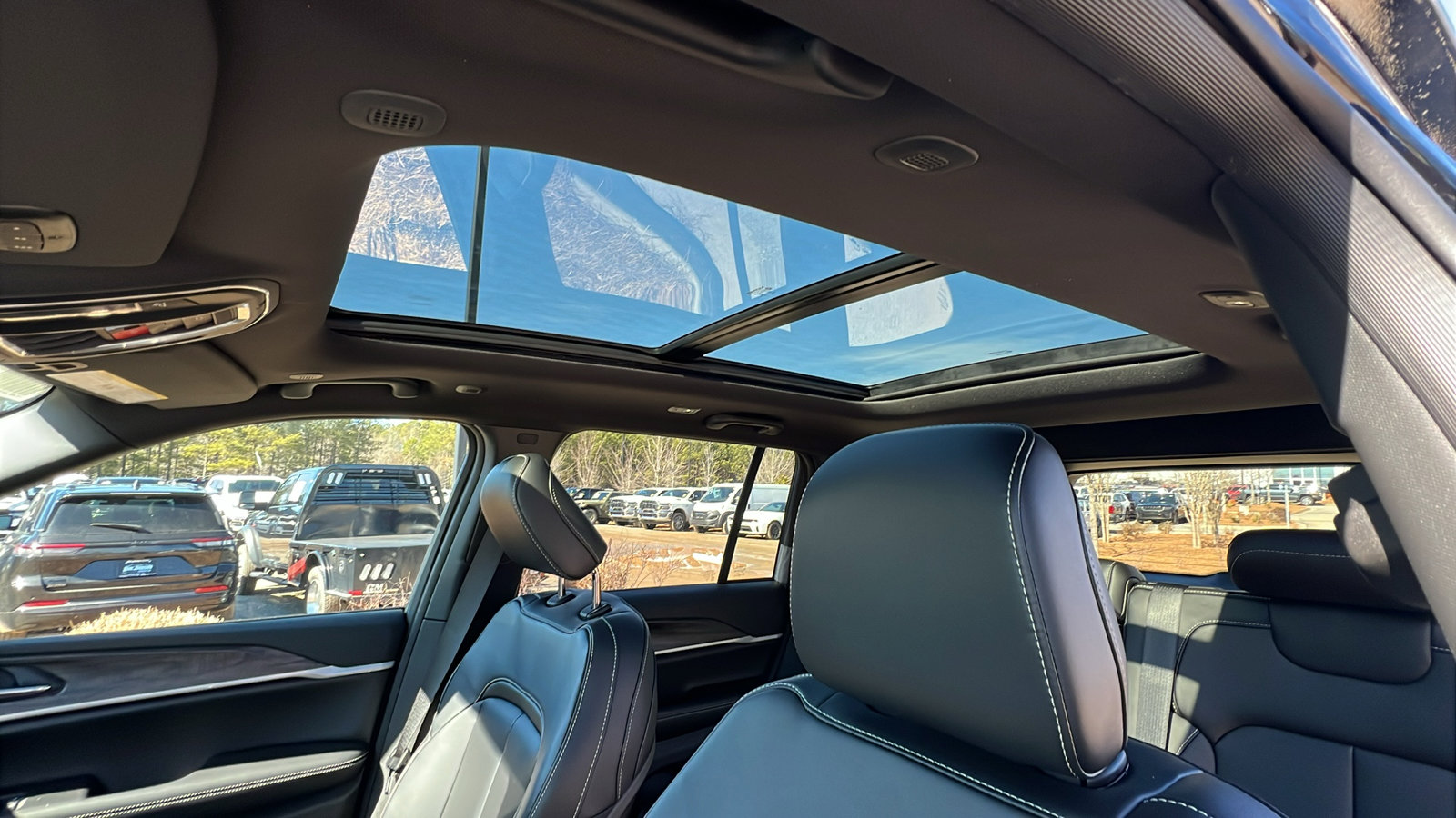 New 2026 Jeep Grand Cherokee Limited image 18