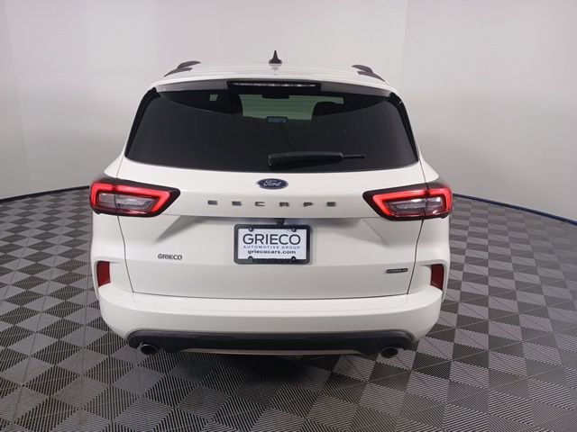 Used 2024 Ford Escape ST-Line Select image 6
