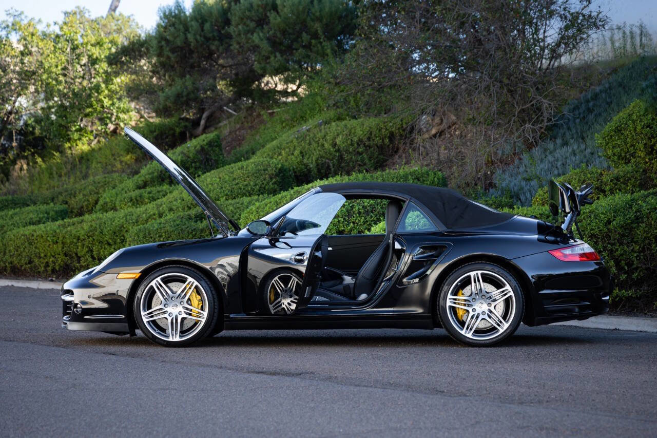 Used 2009 Porsche 911 Turbo image 26