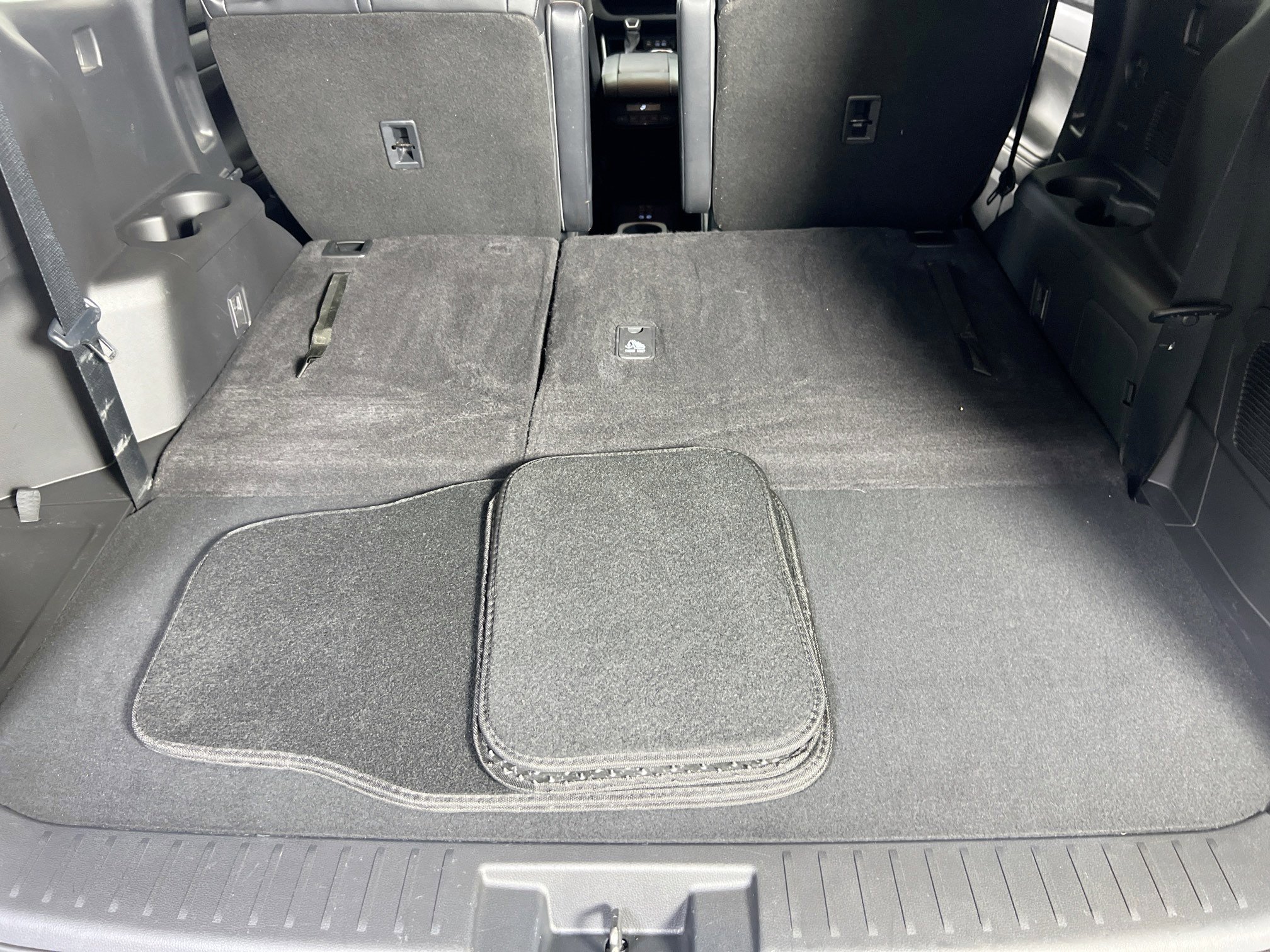 Used 2023 Toyota Highlander XLE image 26