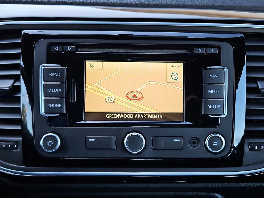 Used 2012 Volkswagen Beetle 2.5 image 16