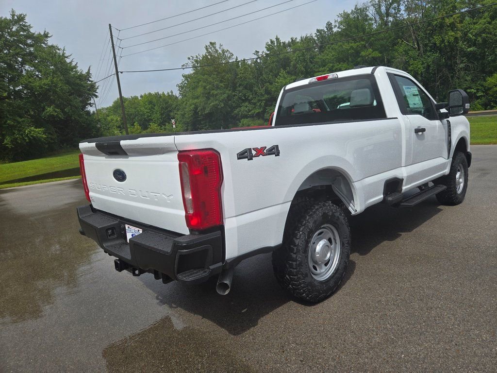 New 2026 Ford F350 XL w/ XL Off-Road Package AWD/4WD image 4