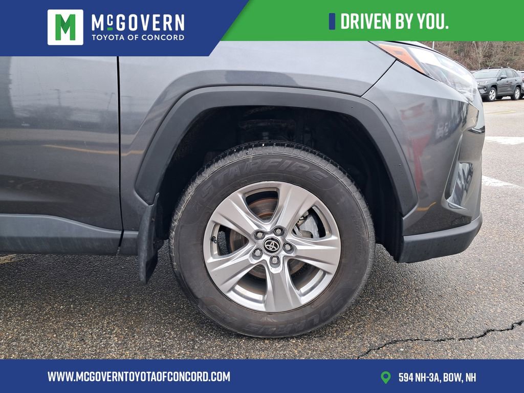 Used 2024 Toyota RAV4 XLE AWD/4WD image 12