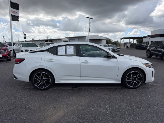 Used 2024 Nissan Sentra SR FWD image 4