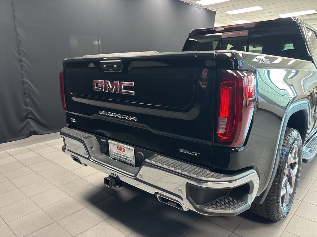Used 2025 GMC Sierra 1500 SLT w/ SLT Premium Plus Package image 4