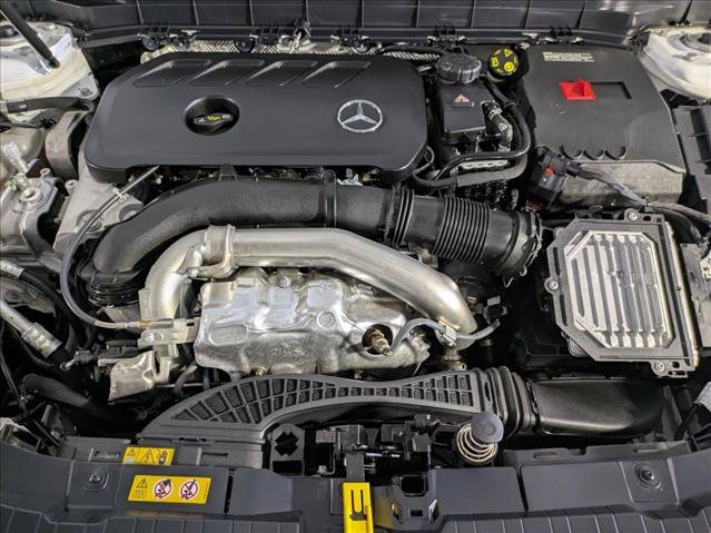 Certified 2025 Mercedes-Benz GLB 250 4MATIC image 25
