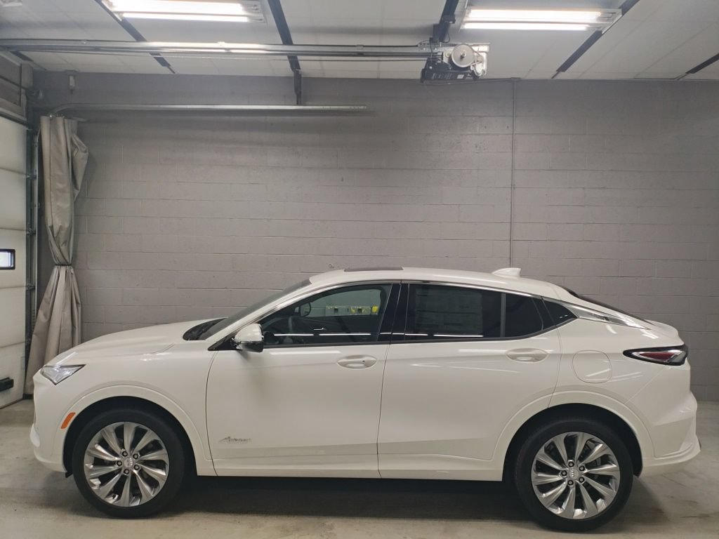 New 2026 Buick Envista Sport Touring FWD image 17