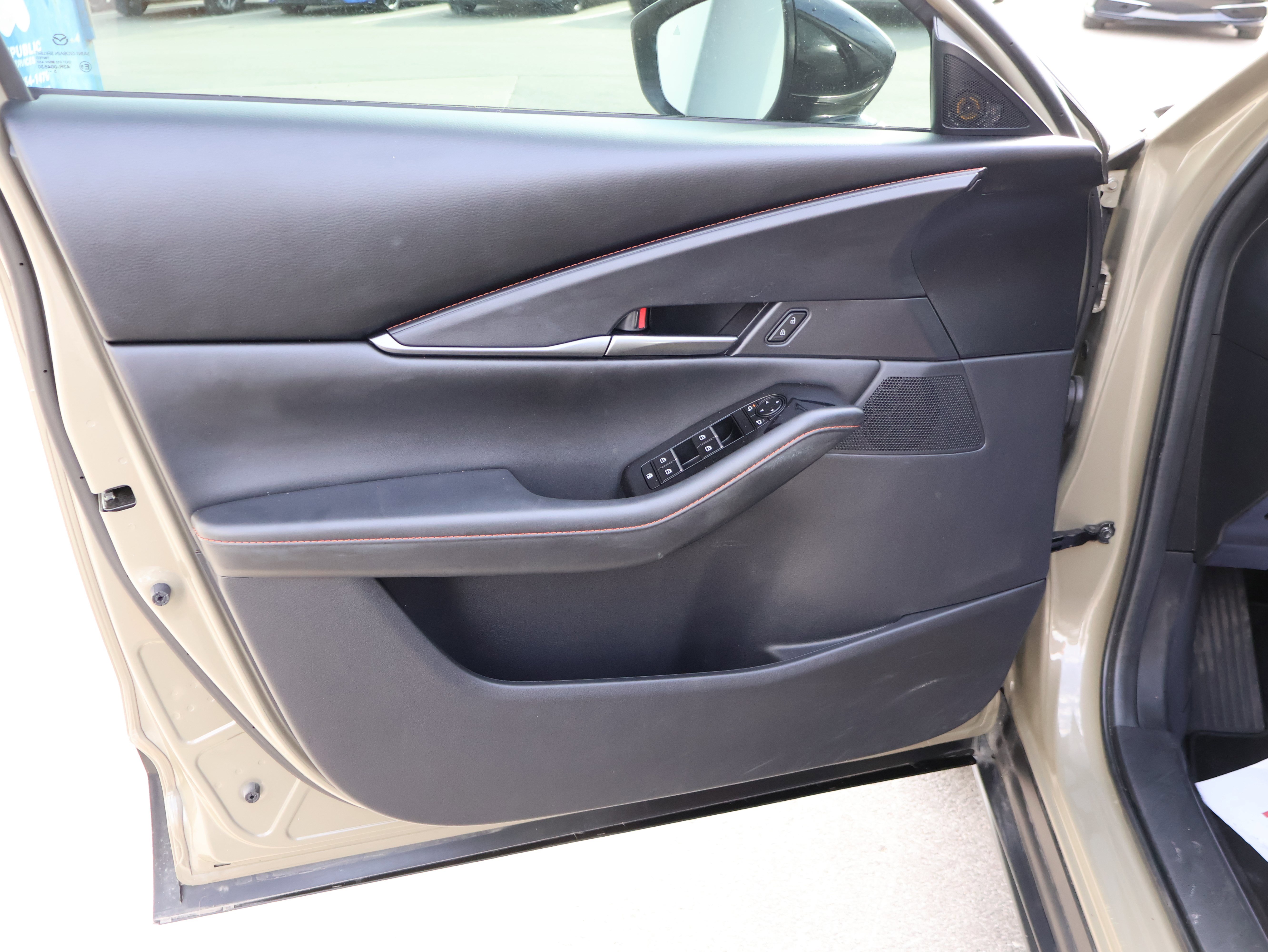 Used 2024 MAZDA CX-30 Carbon image 23