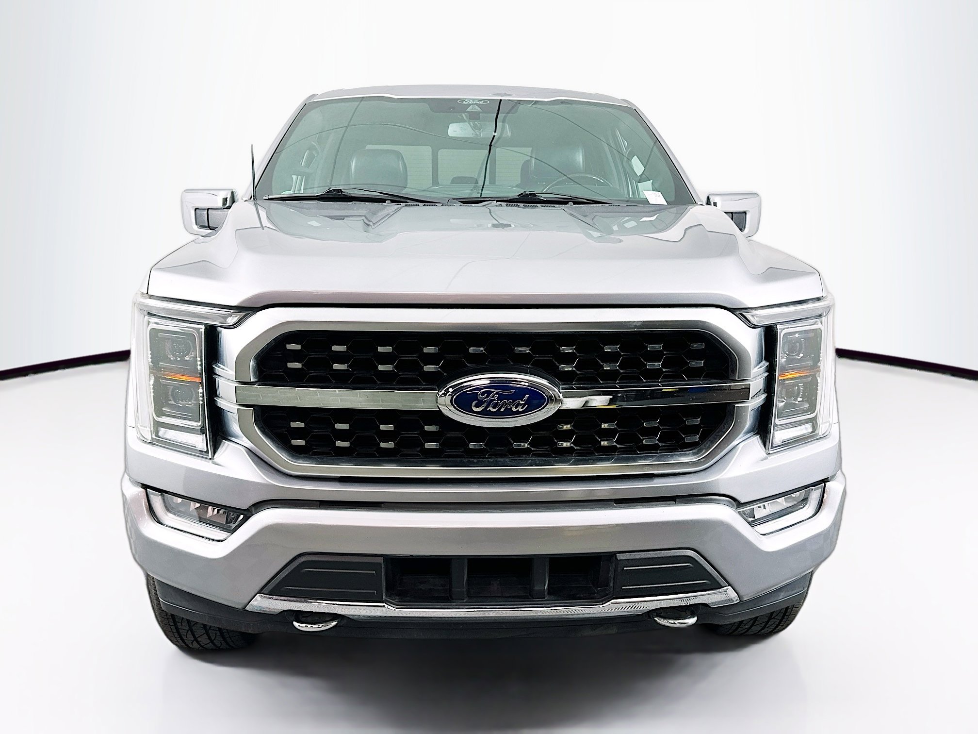 Used 2021 Ford F150 Platinum image 2