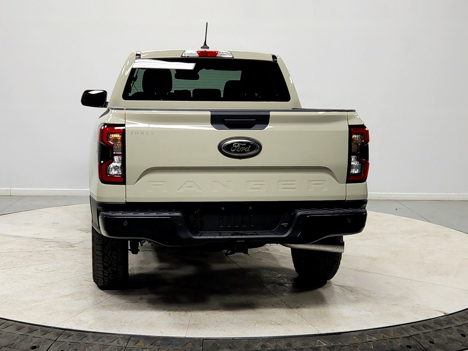 New 2026 Ford Ranger XLT w/ FX4 Off-Road Package image 6