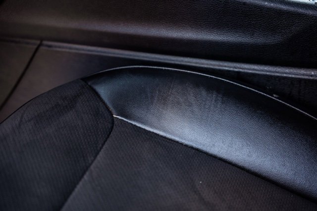 Used 2023 Jeep Grand Cherokee L Laredo image 25