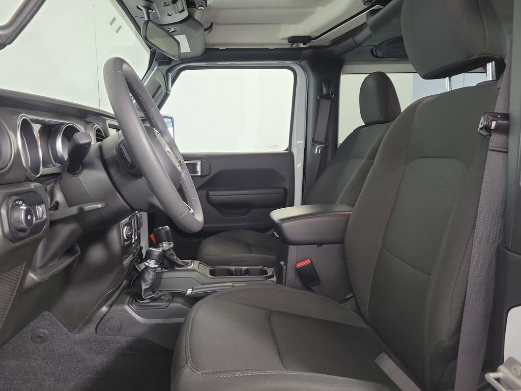Used 2023 Jeep Wrangler Sport AWD/4WD image 13
