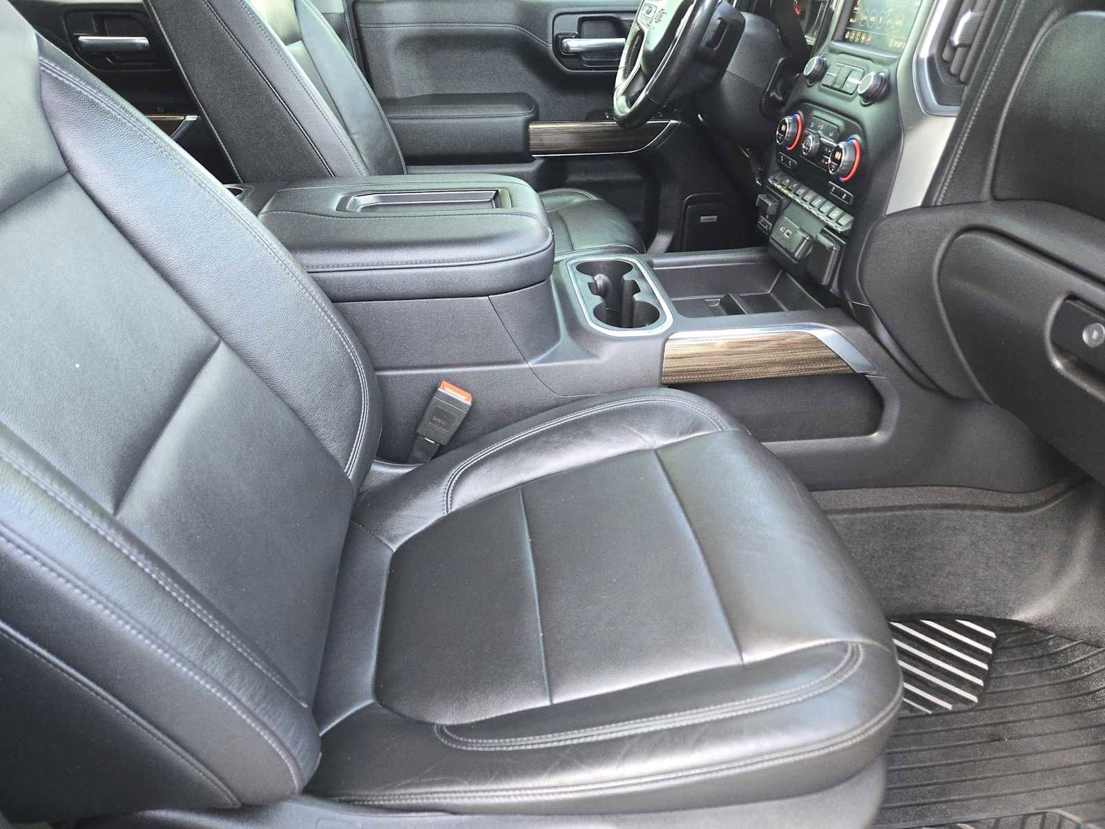 Used 2020 Chevrolet Silverado 1500 LT Trail Boss image 14