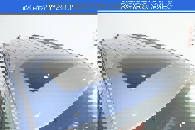 Used 2018 Dodge Durango SRT w/ SRT Interior Appearance Group image 16