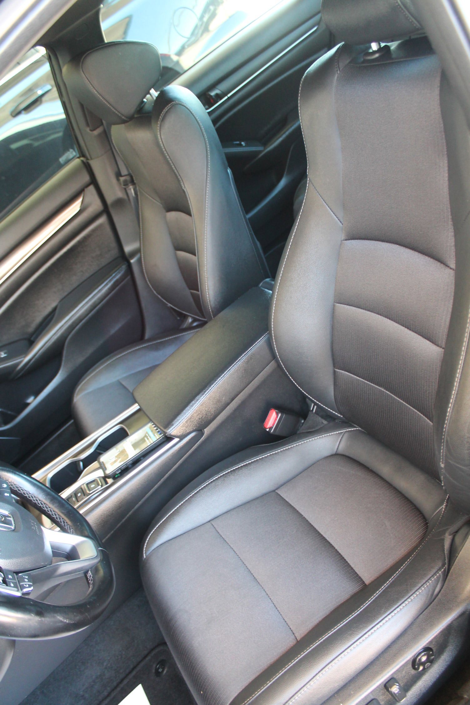 Used 2020 Honda Accord Sport image 16