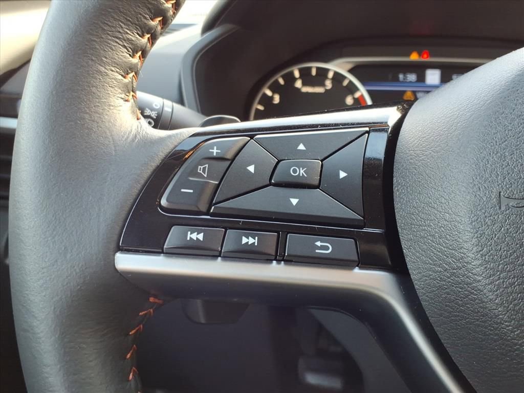 Used 2024 Nissan Altima 2.0 SR image 19