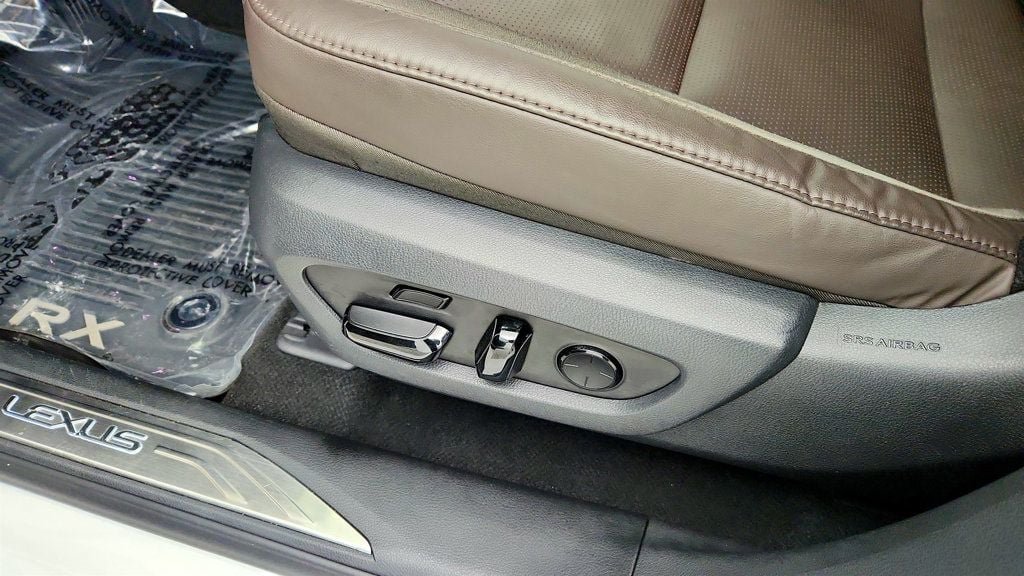 Used 2023 Lexus RX 350 FWD w/ Accessory Package (K3) image 12