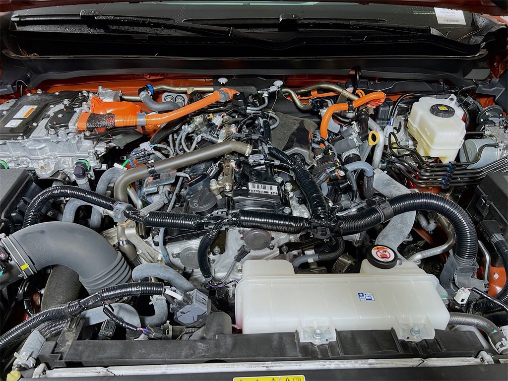 Certified 2025 Toyota Tacoma TRD Off-Road image 26