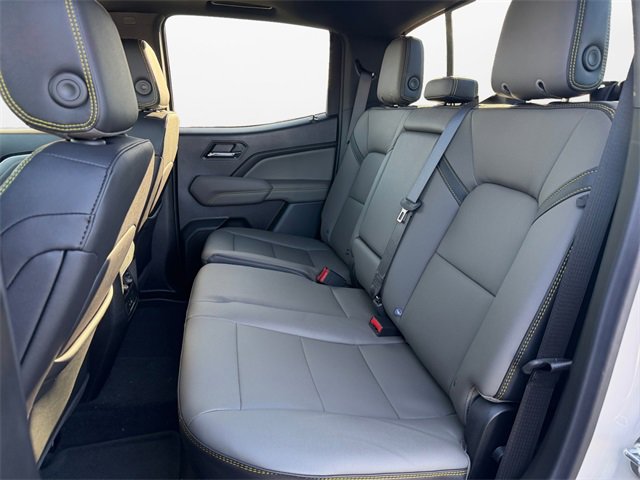 New 2026 Chevrolet Colorado ZR2 w/ Off-Road Front Bumper Package image 13