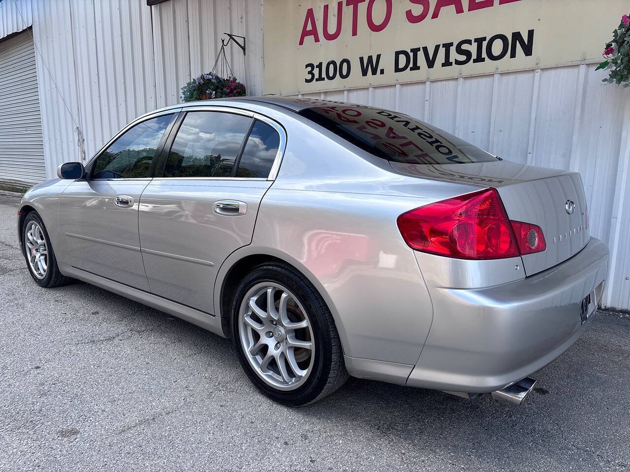 Used 2005 INFINITI G35 Sedan w/ (P02) Premium Pkg B RWD image 7