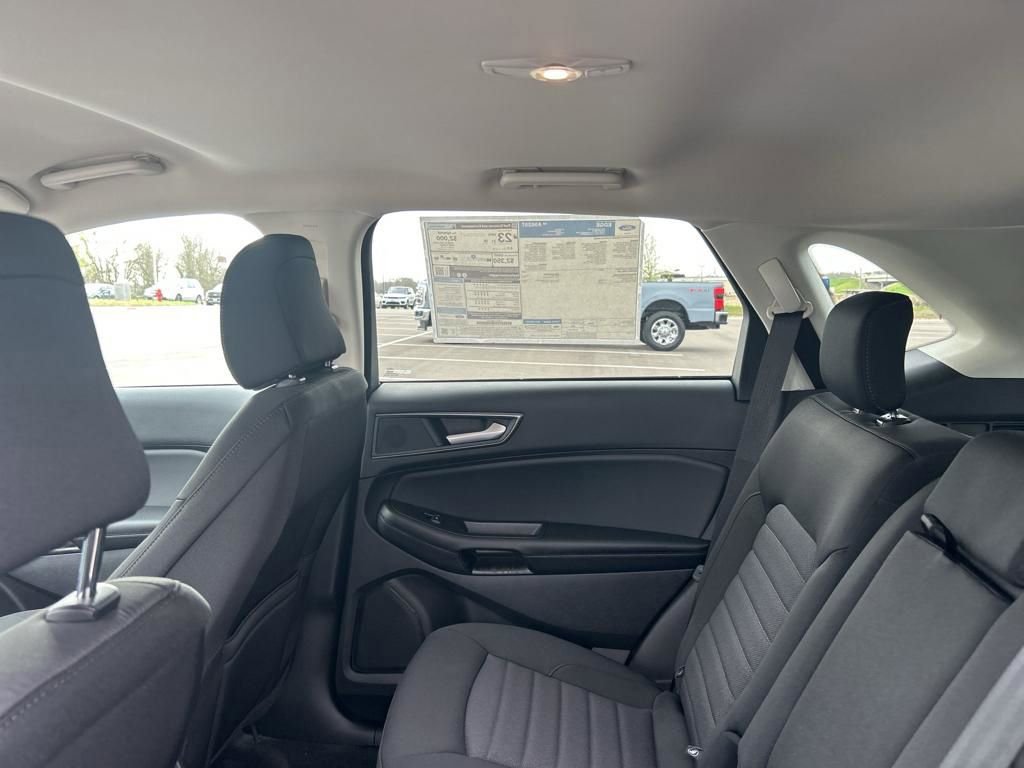 New 2024 Ford Edge SE image 36