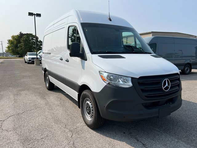 New 2025 Mercedes-Benz Sprinter 2500 image 1