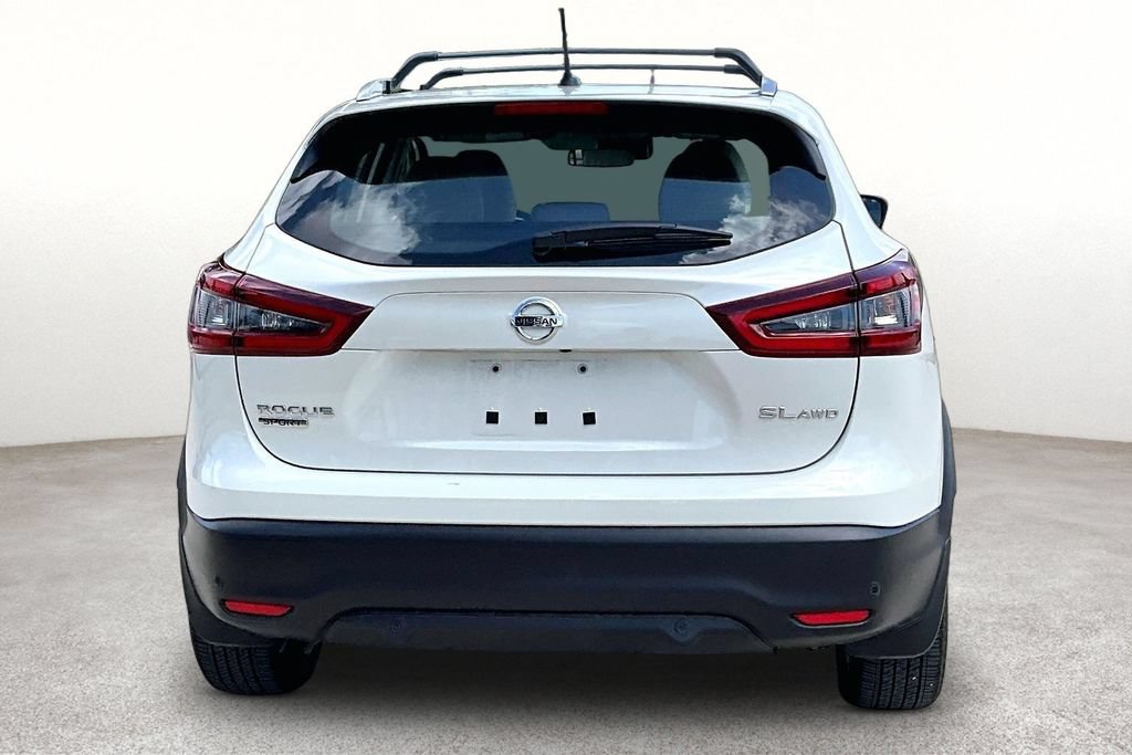 Used 2022 Nissan Rogue Sport SL AWD/4WD image 4