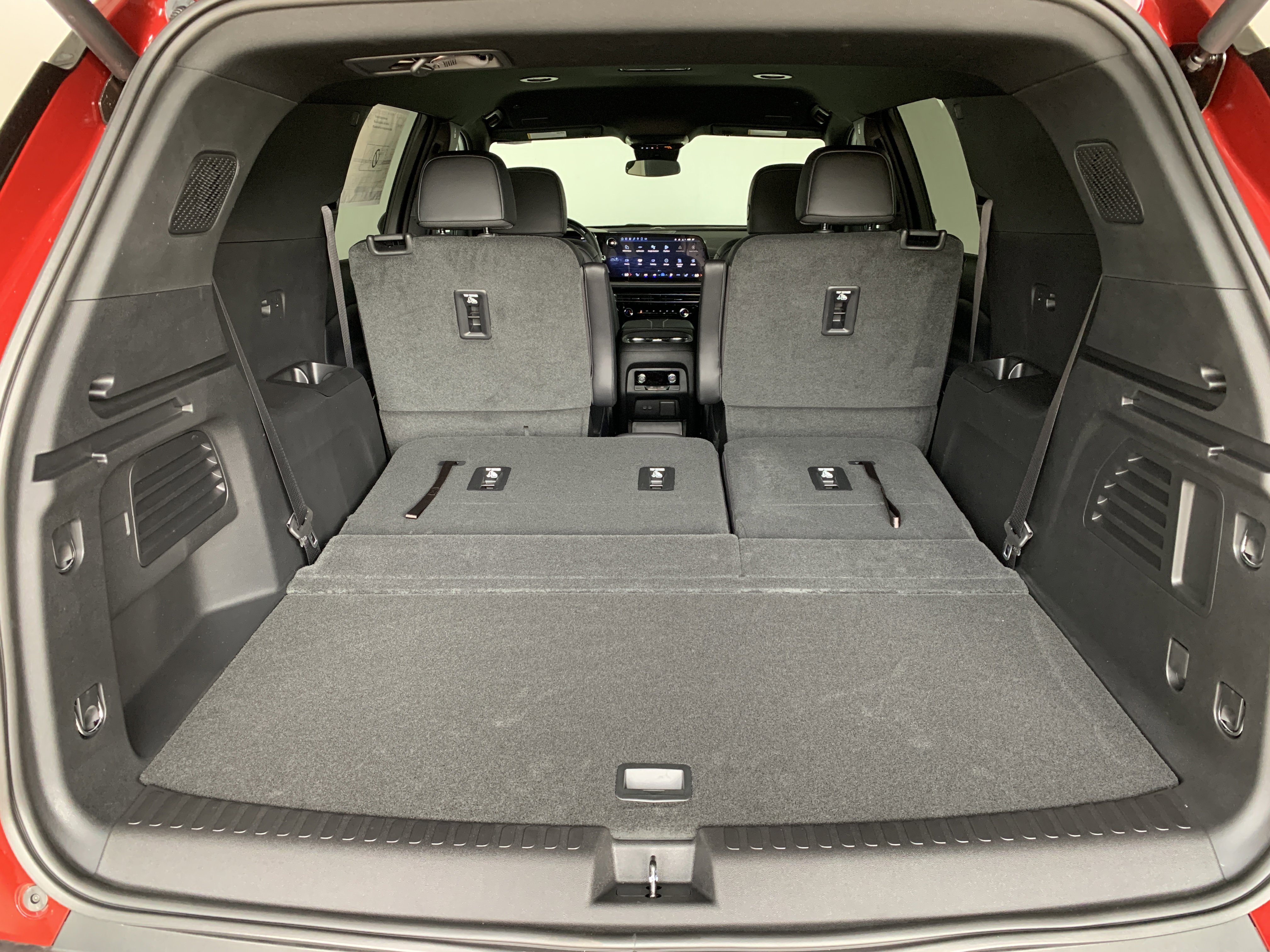 New 2025 Chevrolet Traverse LT w/ Enhanced Driving Package image 47