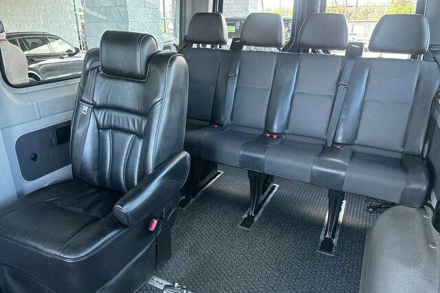Used 2016 Mercedes-Benz Sprinter 2500 image 12