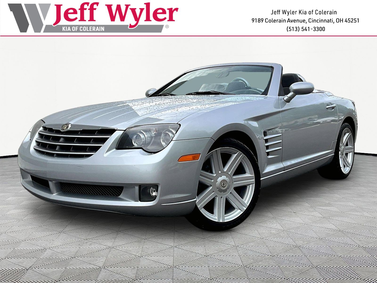Used 2007 Chrysler Crossfire Limited RWD image 1